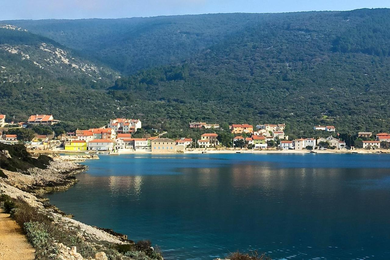 Apartments By The Sea Martinscica, Cres - 14334 エクステリア 写真