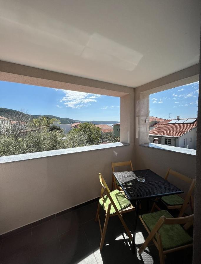 Apartments By The Sea Martinscica, Cres - 14334 エクステリア 写真